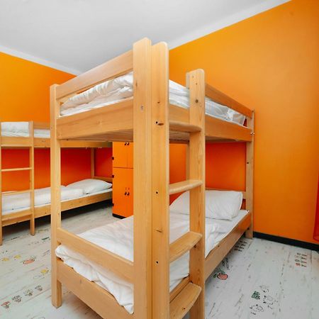 Benedikt City Center Hostel Prag Eksteriør billede