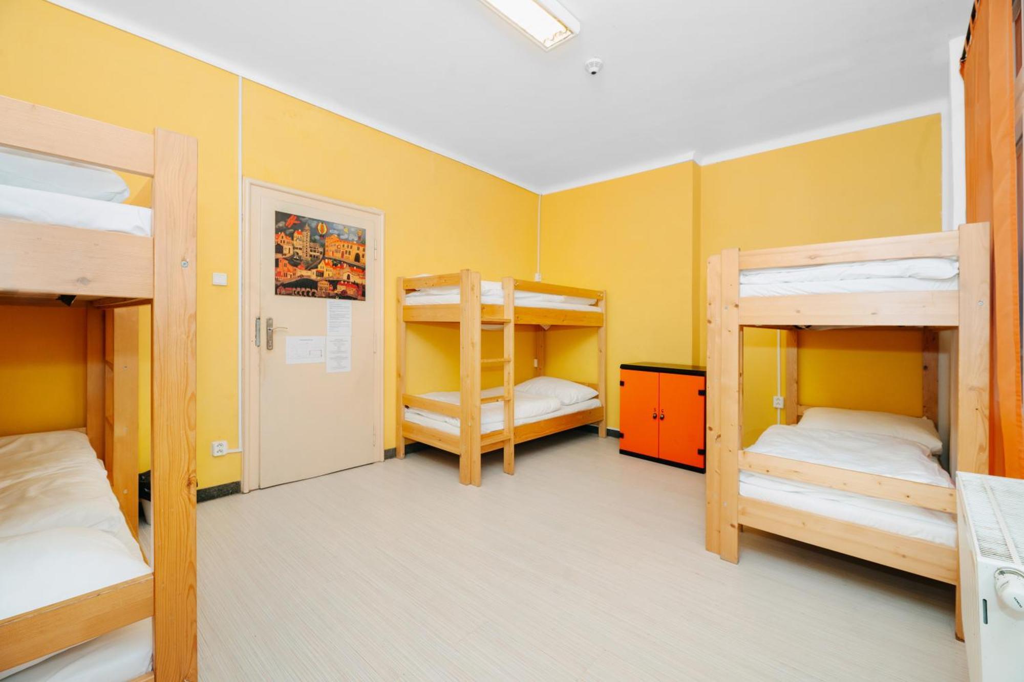 Benedikt City Center Hostel Prag Eksteriør billede