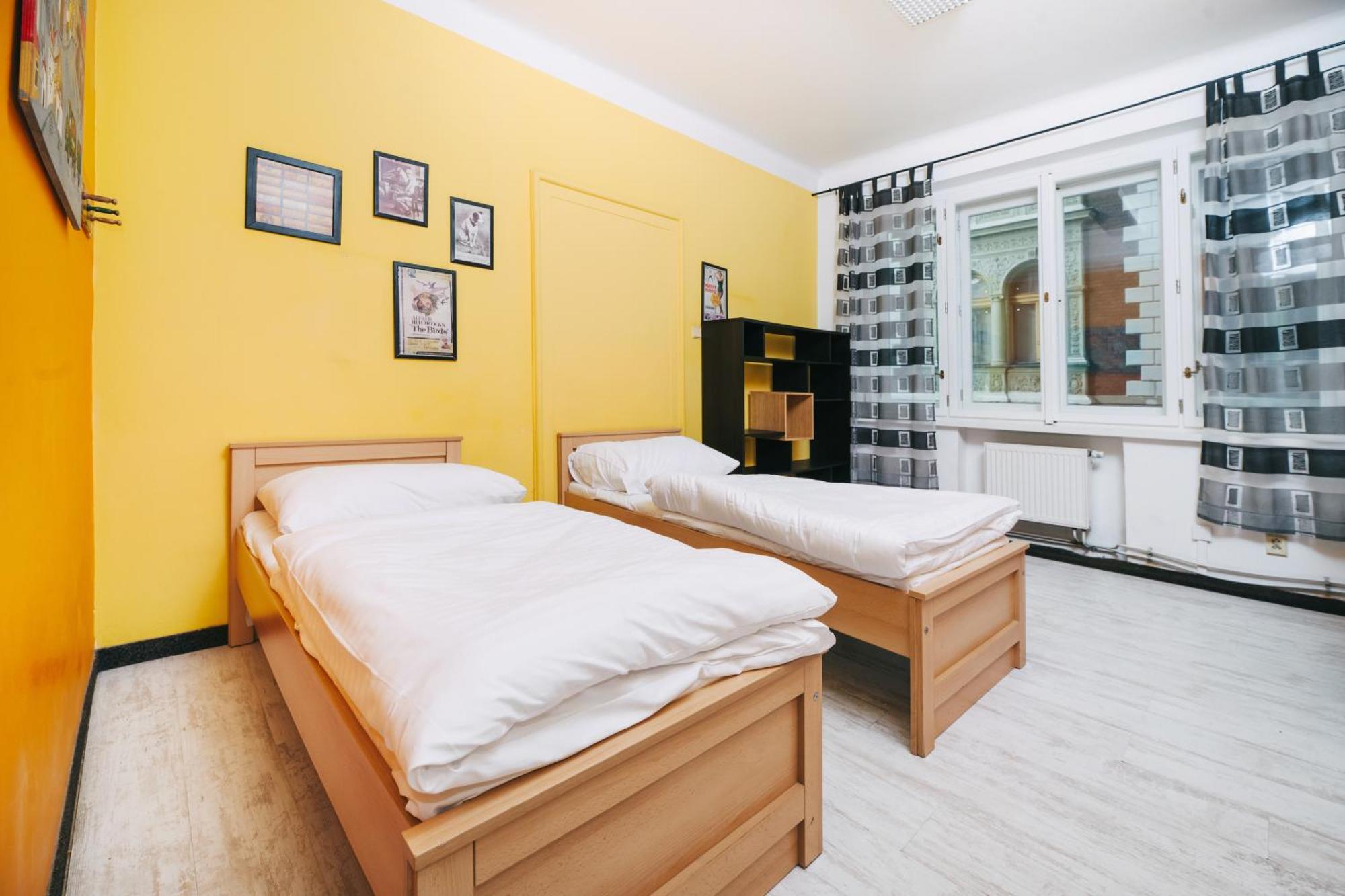 Benedikt City Center Hostel Prag Eksteriør billede