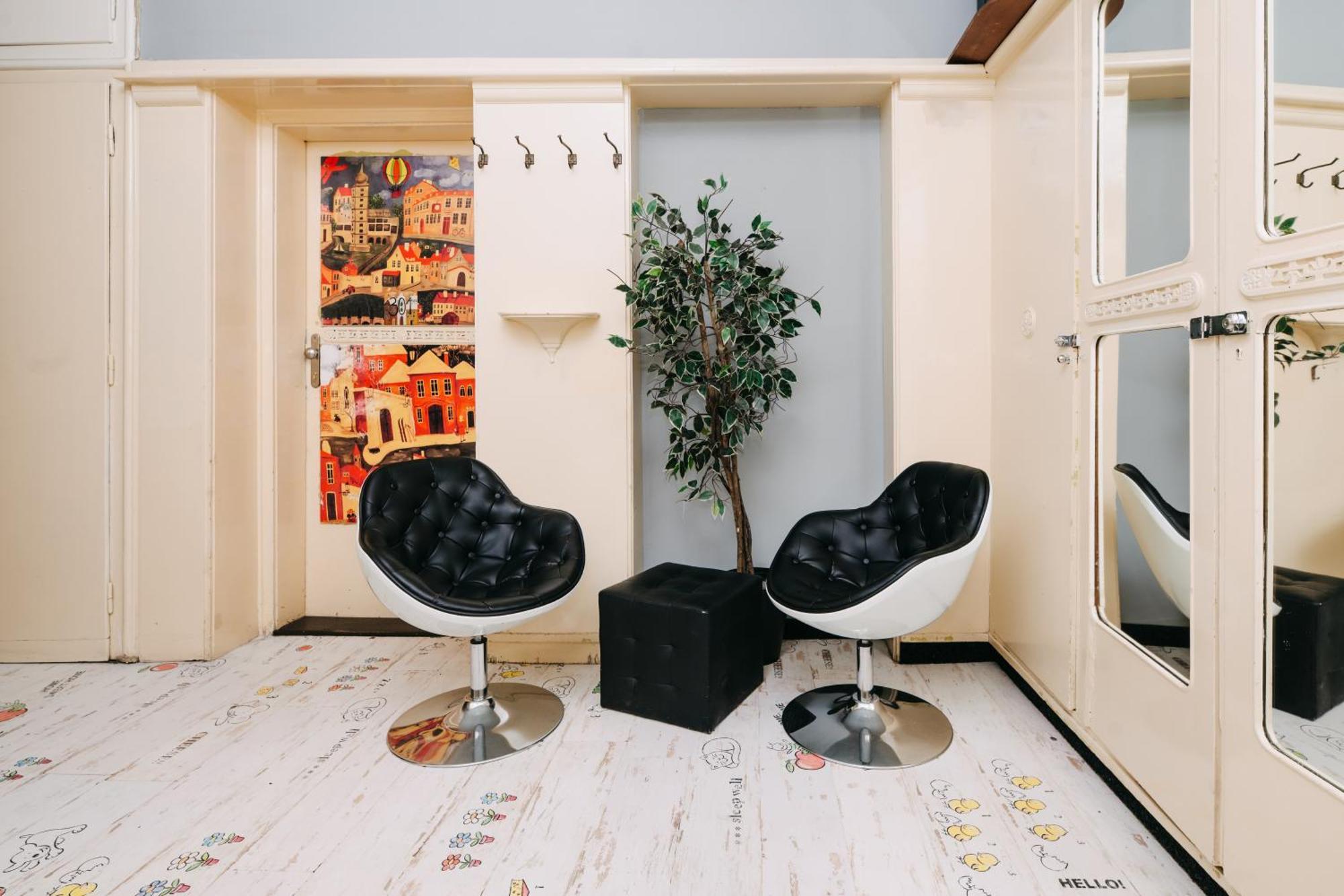 Benedikt City Center Hostel Prag Eksteriør billede